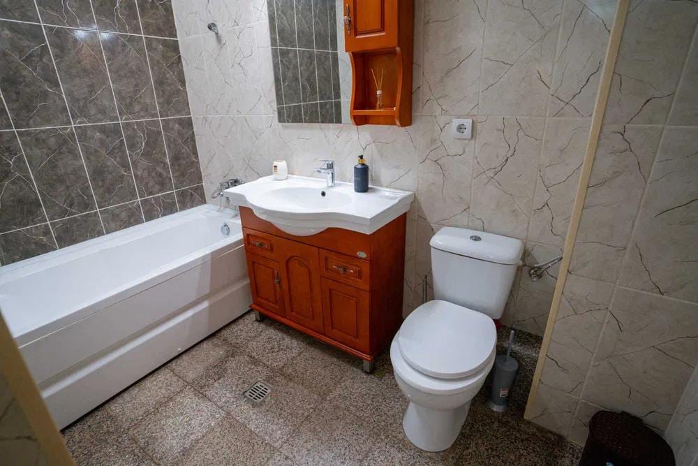 Alloggio al grande appartamento Mamaia con parcheggio — Foto 5